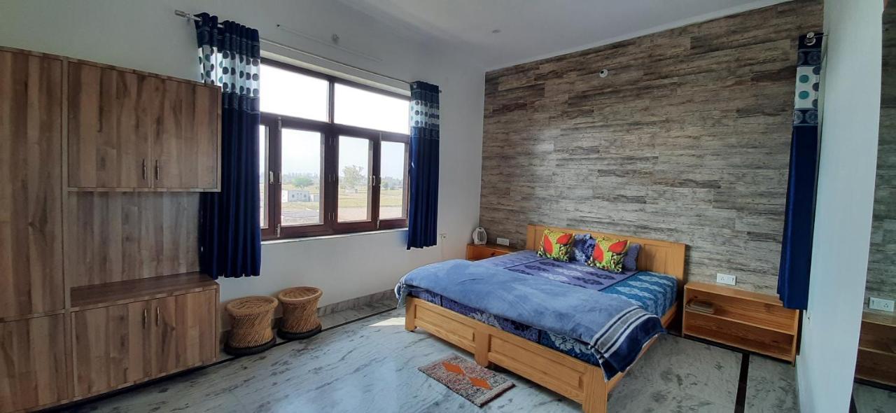 Ibishouse Farm Stay بهاراتبور المظهر الخارجي الصورة