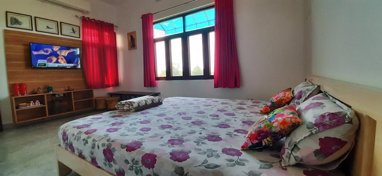 Ibishouse Farm Stay بهاراتبور المظهر الخارجي الصورة