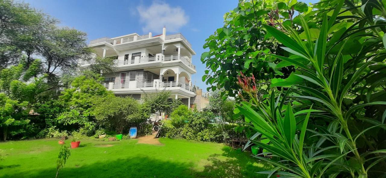 Ibishouse Farm Stay بهاراتبور المظهر الخارجي الصورة