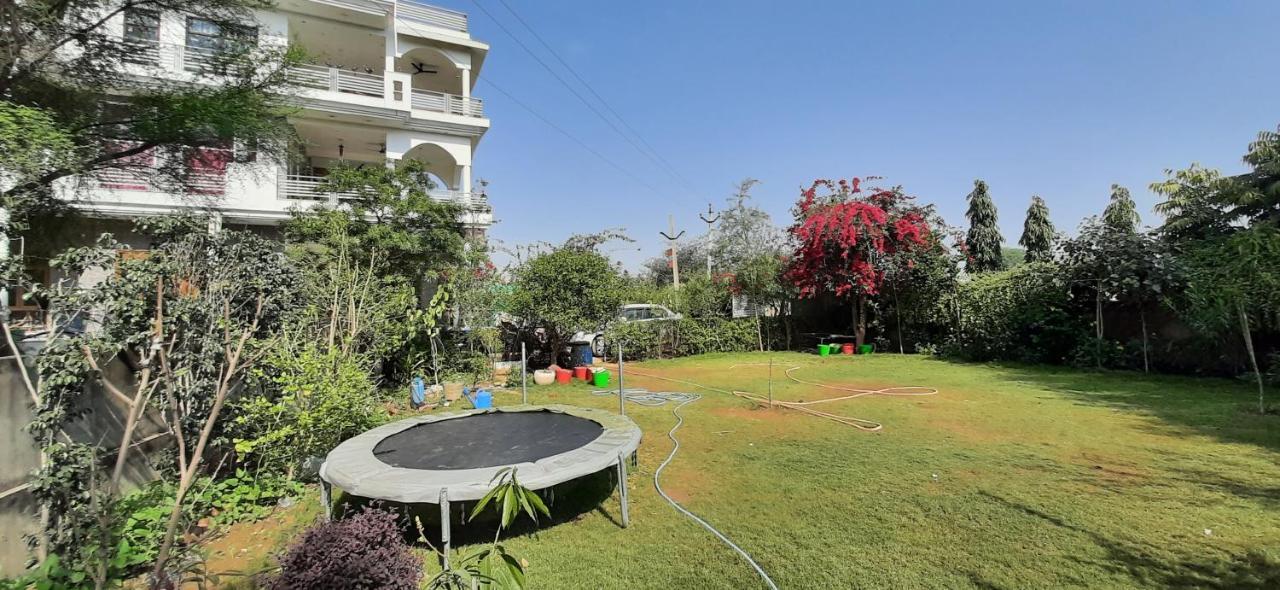 Ibishouse Farm Stay بهاراتبور المظهر الخارجي الصورة